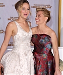 V_Nov17_-__Mockingjay_Part_1__Premiere_28529.jpg