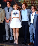 X_May_17_-__Mockingjay_Part_1__photocall_at_Cannes_in_France_283729.jpg