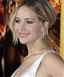 X_November_17_-__Mockingjay__Part_1__LA_Premiere_2811629.jpg