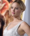 X_November_17_-__Mockingjay__Part_1__LA_Premiere_2812429.jpg