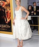 X_November_17_-__Mockingjay__Part_1__LA_Premiere_2814029.jpg