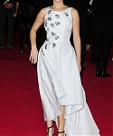 _Mockingjay__Part_1__World_Premiere_in_London_284429.jpg