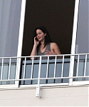 Filename=jlaw_candid_26feb2013hawaii_024.jpg
Filesize=2034KiB
Dimensions=3000x2264
Date added=Nov 06, 2013 jlaw_candid_26feb2013hawaii_024.jpg