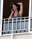 Filename=jlaw_candid_26feb2013hawaii_030.jpg
Filesize=1841KiB
Dimensions=2258x3000
Date added=Nov 06, 2013 jlaw_candid_26feb2013hawaii_030.jpg