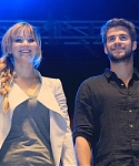 Jennifer_Lawrence_attending_The_Hunger_Games_Mexico_Rally_05.jpg