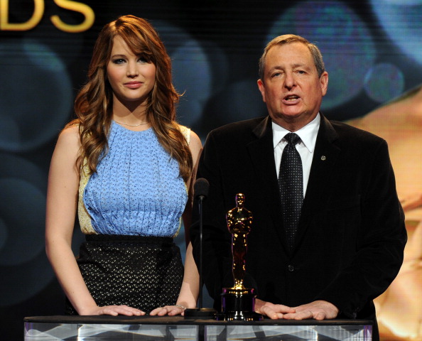 Jennifer_Lawrence_presenting_the_2011_Oscar_nominees_35.jpg
