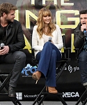 Filename=Beautiful_Jennifer_Lawrence_helps_promote_The_Hunger_Games_Mall_Tour_in_Seattle_01.jpg
Filesize=86KiB
Dimensions=594x396
Date added=Mar 14, 2012 Beautiful_Jennifer_Lawrence_helps_promote_The_Hunger_Games_Mall_Tour_in_Seattle_01.jpg