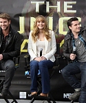 Filename=Beautiful_Jennifer_Lawrence_helps_promote_The_Hunger_Games_Mall_Tour_in_Seattle_10.jpg
Filesize=80KiB
Dimensions=594x396
Date added=Mar 14, 2012 Beautiful_Jennifer_Lawrence_helps_promote_The_Hunger_Games_Mall_Tour_in_Seattle_10.jpg
