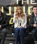 Filename=Beautiful_Jennifer_Lawrence_helps_promote_The_Hunger_Games_Mall_Tour_in_Seattle_20.jpg
Filesize=1431KiB
Dimensions=1650x1100
Date added=Mar 14, 2012 Beautiful_Jennifer_Lawrence_helps_promote_The_Hunger_Games_Mall_Tour_in_Seattle_20.jpg