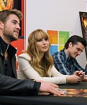 Filename=Beautiful_Jennifer_Lawrence_helps_promote_The_Hunger_Games_Mall_Tour_in_Seattle_33.jpg
Filesize=1348KiB
Dimensions=2754x1836
Date added=Mar 14, 2012 Beautiful_Jennifer_Lawrence_helps_promote_The_Hunger_Games_Mall_Tour_in_Seattle_33.jpg