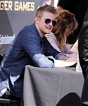 Filename=Jennifer_Lawrence_appears_at_this_event_to_give_away_free_tickets_to_The_Hunger_Games_world_premiere_11.jpg
Filesize=143KiB
Dimensions=460x464
Date added=Mar 14, 2012 Jennifer_Lawrence_appears_at_this_event_to_give_away_free_tickets_to_The_Hunger_Games_world_premiere_11.jpg
