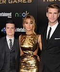 Filename=Jennifer_Lawrence_in_a_beautiful_gold_dress_at_the_premiere_of_The_Hunger_Games_064.jpg
Filesize=873KiB
Dimensions=3000x2270
Date added=Mar 14, 2012 Jennifer_Lawrence_in_a_beautiful_gold_dress_at_the_premiere_of_The_Hunger_Games_064.jpg