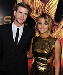 Filename=Jennifer_Lawrence_in_a_beautiful_gold_dress_at_the_premiere_of_The_Hunger_Games_081.jpg
Filesize=1078KiB
Dimensions=2441x3000
Date added=Mar 14, 2012 Jennifer_Lawrence_in_a_beautiful_gold_dress_at_the_premiere_of_The_Hunger_Games_081.jpg