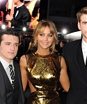 Filename=Jennifer_Lawrence_in_a_beautiful_gold_dress_at_the_premiere_of_The_Hunger_Games_083.jpg
Filesize=675KiB
Dimensions=3000x2065
Date added=Mar 14, 2012 Jennifer_Lawrence_in_a_beautiful_gold_dress_at_the_premiere_of_The_Hunger_Games_083.jpg