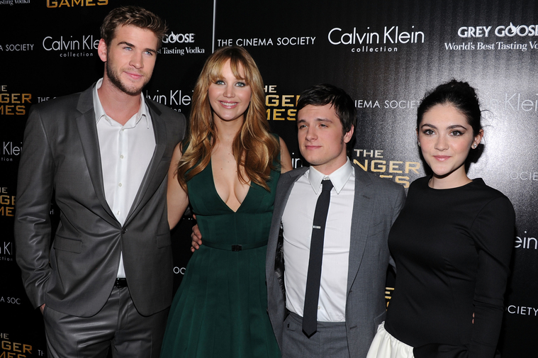 Sexy_Jennifer_Lawrence_at_the_New_York_screening_of_The_Hunger_Games_024.jpg