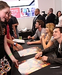 Filename=Photos_of_Jennifer_Lawrence_attending_The_Hunger_Games_Mall_Tour_in_LA_10.jpg
Filesize=1366KiB
Dimensions=3000x2044
Date added=Mar 04, 2012 Photos_of_Jennifer_Lawrence_attending_The_Hunger_Games_Mall_Tour_in_LA_10.jpg