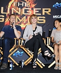 Filename=Jennifer_Lawrence_promoting_The_Hunger_Games_mall_promotion_tour_61.jpg
Filesize=78KiB
Dimensions=600x480
Date added=Mar 14, 2012 Jennifer_Lawrence_promoting_The_Hunger_Games_mall_promotion_tour_61.jpg