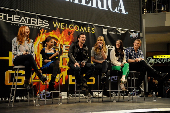 Jennifer Lawrence (Katniss Everdeen), Josh Hutcherson (Peeta), Jacqueline Emerson (Foxface), Amandla Stenberg (Rue), Isabelle Fuhrman (Clove) and Alexander Ludwig (Cato) attended <em>The Hunger Games</em> National Mall Tour fan event at the Mall of America in Minnesota.
