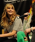 Filename=Jennifer_Lawrence_promoting_The_Hunger_Games_at_Mall_of_America_07.jpg
Filesize=79KiB
Dimensions=594x411
Date added=Mar 14, 2012 Jennifer_Lawrence_promoting_The_Hunger_Games_at_Mall_of_America_07.jpg