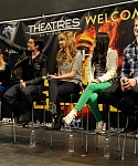 Filename=Jennifer_Lawrence_promoting_The_Hunger_Games_at_Mall_of_America_11.jpg
Filesize=108KiB
Dimensions=594x420
Date added=Mar 14, 2012 Jennifer_Lawrence_promoting_The_Hunger_Games_at_Mall_of_America_11.jpg