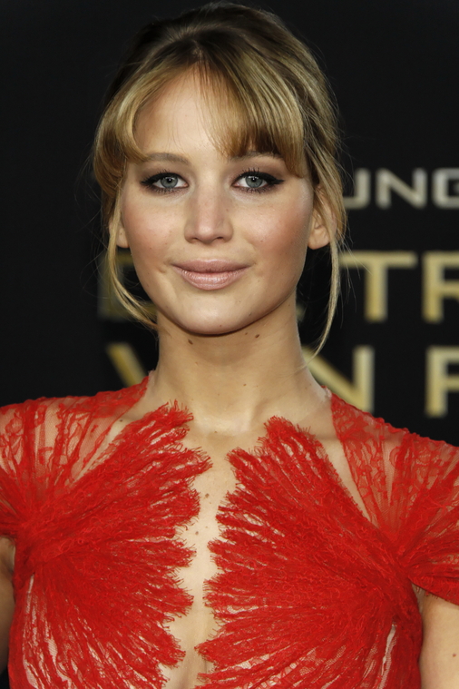 March_16_-_The_Hunger_Games_Premiere_in_Berlin2C_Germany_282229.jpg