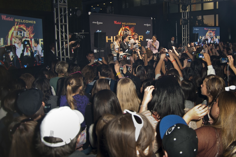 March_3_-_The_Hunger_Games_Mall_Tour_in_L_283929.jpg