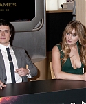 Filename=March_20_-__The_Hunger_Games_signing_event_at_Barnes___Noble_in_NYC_284929.jpg
Filesize=2139KiB
Dimensions=2325x1803
Date added=Nov 06, 2013 March_20_-__The_Hunger_Games_signing_event_at_Barnes___Noble_in_NYC_284929.jpg
