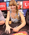 Filename=March_3_-_The_Hunger_Games_Mall_Tour_in_L_2813329.jpg
Filesize=2403KiB
Dimensions=2089x3000
Date added=Nov 12, 2013 March_3_-_The_Hunger_Games_Mall_Tour_in_L_2813329.jpg