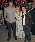 Filename=March_3_-_The_Hunger_Games_Mall_Tour_in_L_284229.jpg
Filesize=760KiB
Dimensions=853x1280
Date added=Nov 12, 2013 March_3_-_The_Hunger_Games_Mall_Tour_in_L_284229.jpg