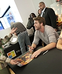 Filename=March_3_-_The_Hunger_Games_Mall_Tour_in_L_285129.jpg
Filesize=732KiB
Dimensions=1280x853
Date added=Nov 12, 2013 March_3_-_The_Hunger_Games_Mall_Tour_in_L_285129.jpg