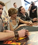 Filename=March_3_-_The_Hunger_Games_Mall_Tour_in_L_285429.jpg
Filesize=742KiB
Dimensions=1280x854
Date added=Nov 12, 2013 March_3_-_The_Hunger_Games_Mall_Tour_in_L_285429.jpg