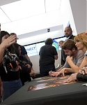 Filename=March_3_-_The_Hunger_Games_Mall_Tour_in_L_286129.jpg
Filesize=585KiB
Dimensions=1280x853
Date added=Nov 12, 2013 March_3_-_The_Hunger_Games_Mall_Tour_in_L_286129.jpg